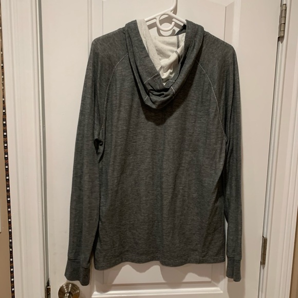 Long Sleeve Gap Shirt with Hood - Picture 2 of 2